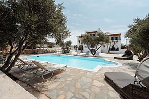 Diamantis studios apartments