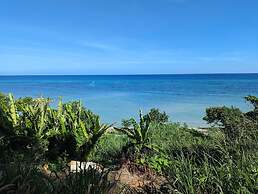 Oceanview Studio Apt w/ Pool, Bar & Beach Access
