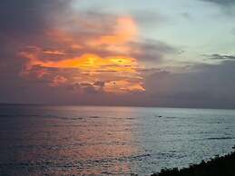 Oceanview Studio Apt w/ Pool, Bar & Beach Access