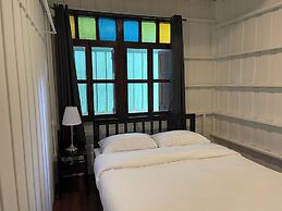 Green Cabin Hostel