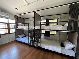 Green Cabin Hostel