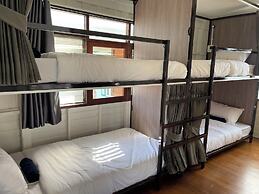 Green Cabin Hostel