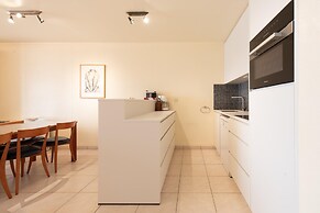 Apartment in Mariakerke With Stunning Sea Views