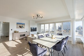 Modern Flat Near the sea