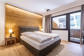 Suite in Saalbach Near ski Area