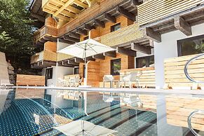 Suite in Saalbach Near ski Area
