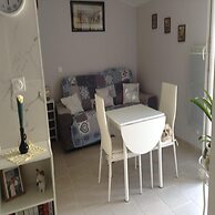 Relaxing Garden Retreat in Dax