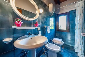 Spacious Beach House for 6 in Sardinia
