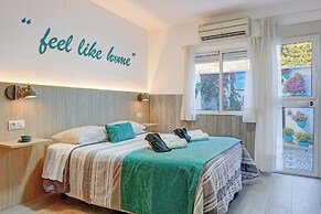 Andalusian Apartment By Seric