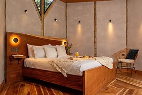 El Tigre Hideaway