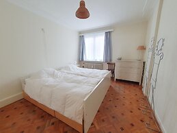 Charming Apartment Near the Beach