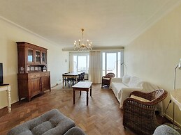 Charming Apartment Near the Beach