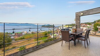 Geoje Ahat Spa Pension