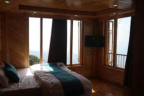 The OutHouse Forest View - Kalatop