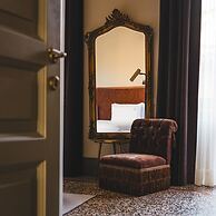 This Time Tomorrow in Florence