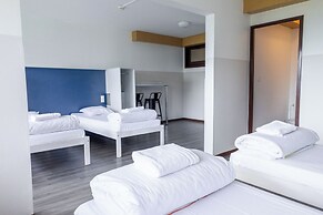 Côté Lac Hostel