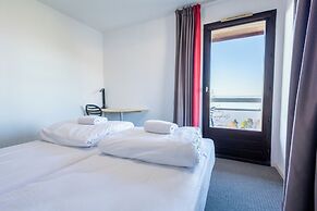 Côté Lac Hostel