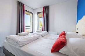 Côté Lac Hostel