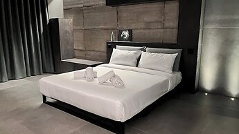 Agarthi Suites