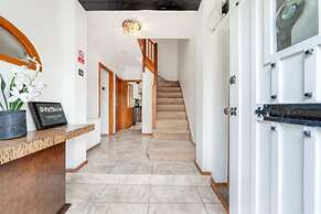5-bed House - Sleeps 10 - Garden - Parking