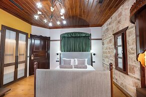 House 5 Hotel