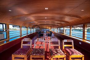 Kerala Nature Houseboat by Coco floatel