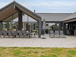 5 Star Holiday Home in Sydals