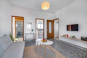 Sea City and Mountain View Apartment