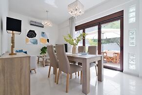 Chania Boutique Villa - Steps From the Beach