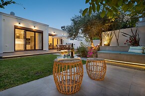 Chania Boutique Villa - Steps From the Beach