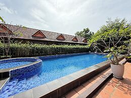 Hello Kampot Resort