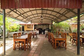 Hello Kampot Resort