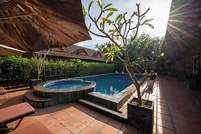 Hello Kampot Resort