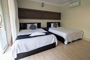 Hello Kampot Resort