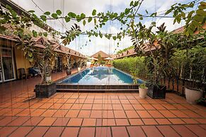 Hello Kampot Resort