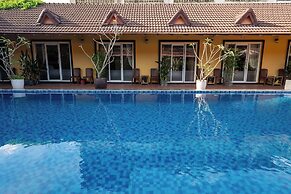 Hello Kampot Resort