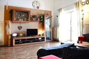 Apartment Near Kurpark Lake