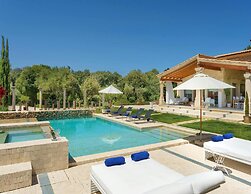 Nice Villa Near Golf of Pollensa