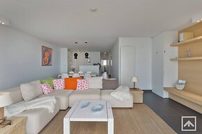 Apartment in Blankenberg With Sea Views