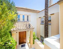 Lavish Villa With Saltwater Pool