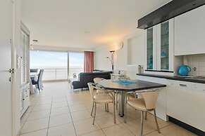 Luxbeach Apartment in Blankenberge