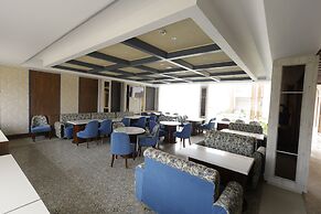 Nirvana Grand Hotel & Resort