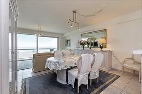 Apartment in Blankenberge With Sea Views
