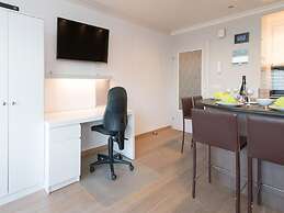 Relaxing Apartment With Bicycle Shade