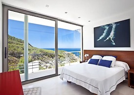 Appealing Villa With Private Terrace