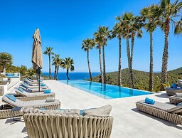 Exclusive Villa on White Isle