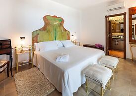 Villa With Direct sea Access