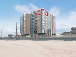 Apartment With sea View Near Raversijde