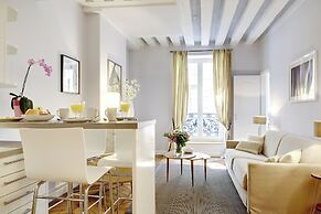 Paris Marais Central Residence