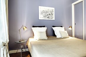 Paris Marais Central Residence